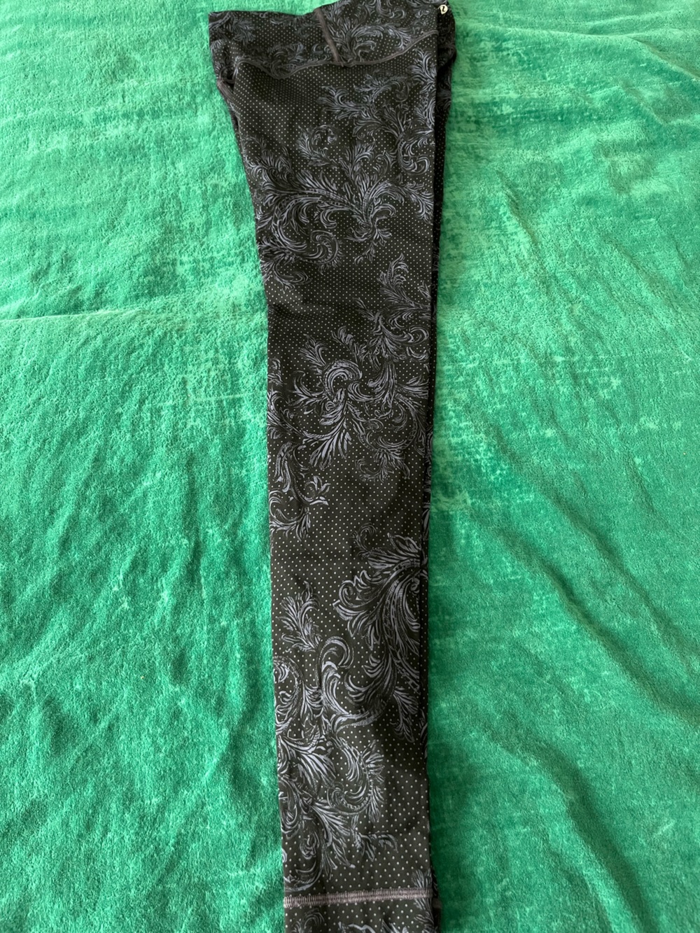 Lululemon Black Patterned Leggings with Subtle lavender Scroll Design